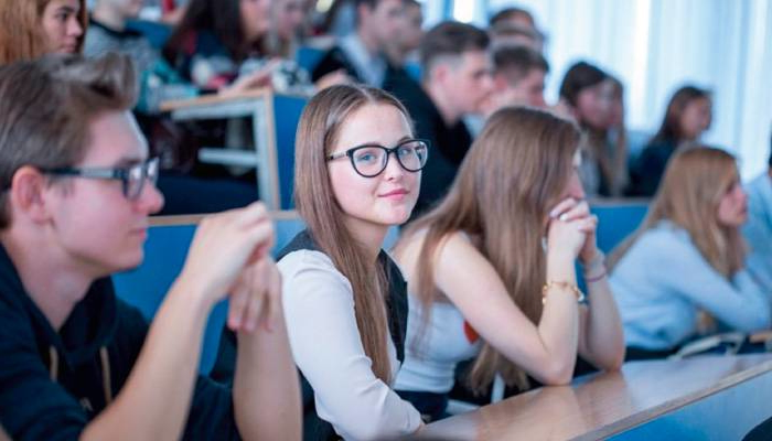 Подлинная справка 086/у с печатями клиники для работы в Москве